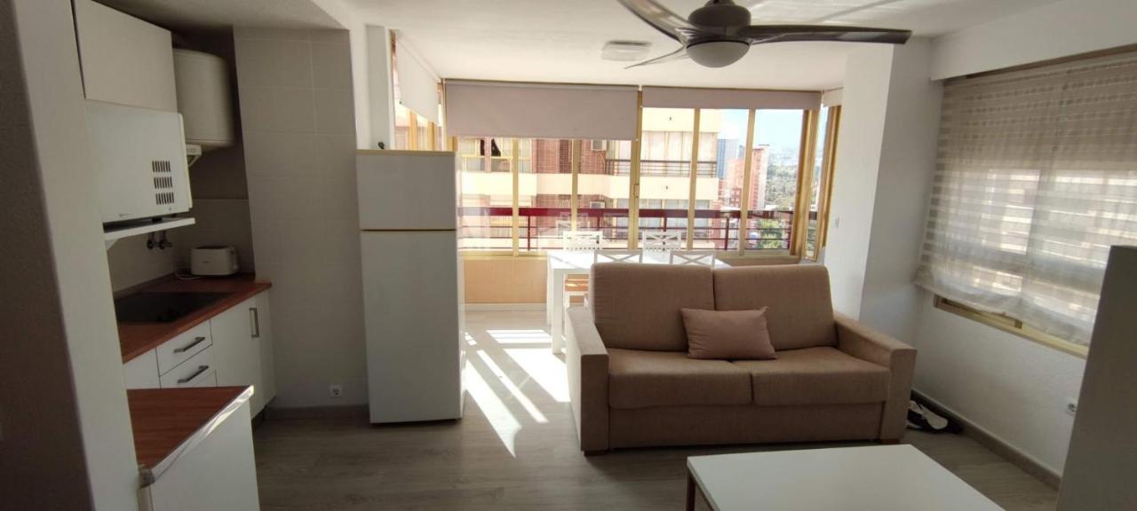 Precioso Apartamento Con Piscina Y Vistas Al Mar Mediterraneo. Benidorm Eksteriør billede
