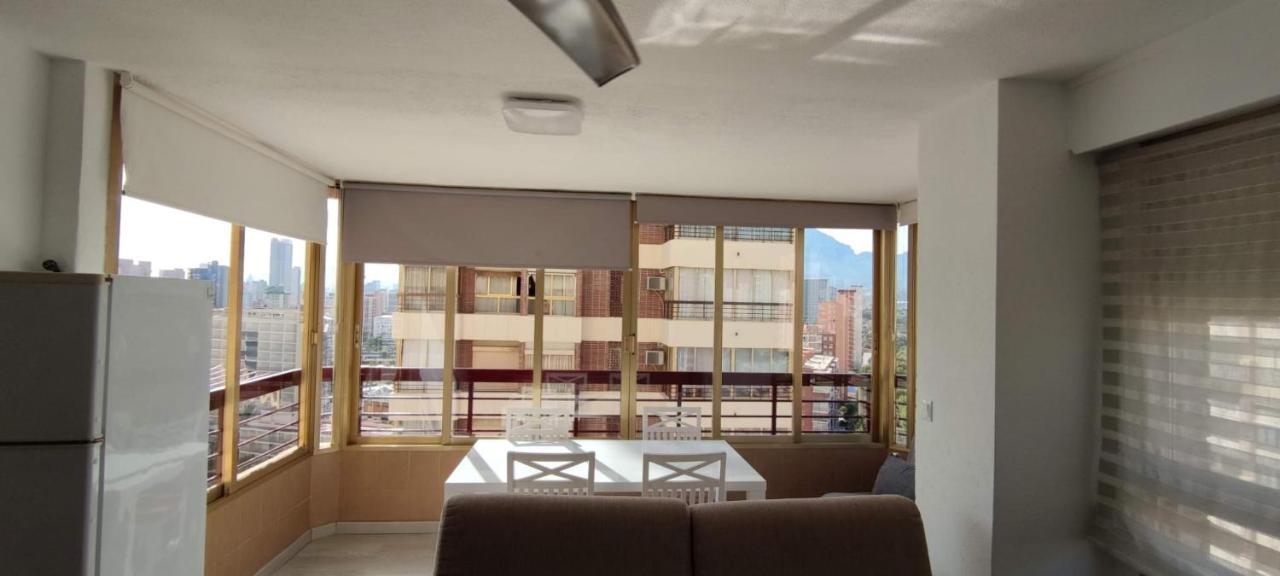 Precioso Apartamento Con Piscina Y Vistas Al Mar Mediterraneo. Benidorm Eksteriør billede