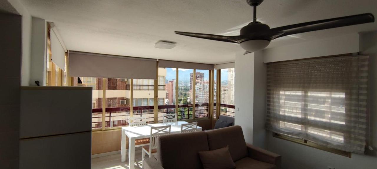 Precioso Apartamento Con Piscina Y Vistas Al Mar Mediterraneo. Benidorm Eksteriør billede